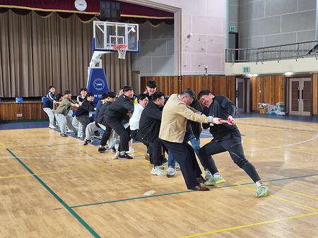 각양각색-교수님들과 줄다리기